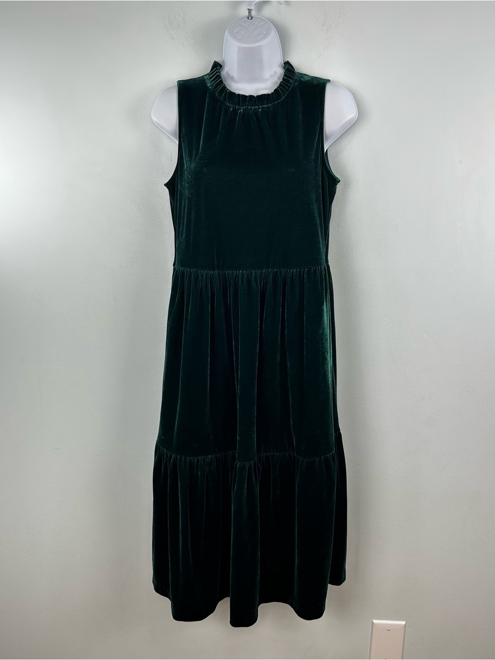 J. Crew Sleeveless Dark Emerald Green Velvet Tiered Midi Dress Size 2 Festive